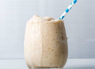 Smoothie à la banane et aux amandes, recette facile et rapide Smoothie à la banane et aux amandes