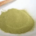Le henné, une coloration végétale 100 % naturelle qui est aussi un soin capillaire Le henné, une coloration végétale 100 % naturelle qui est aussi un soin capillaire Copyright Moon_Artistik