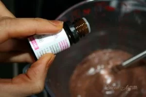 Masque "Divine perle de riz", au cacao et à la crème de coco, pour des cheveux lissés, fortifiés et brillants.