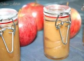 Recette de compote de pomme du jardin, à la cannelle Compote de pomme du jardin, à la cannelle
