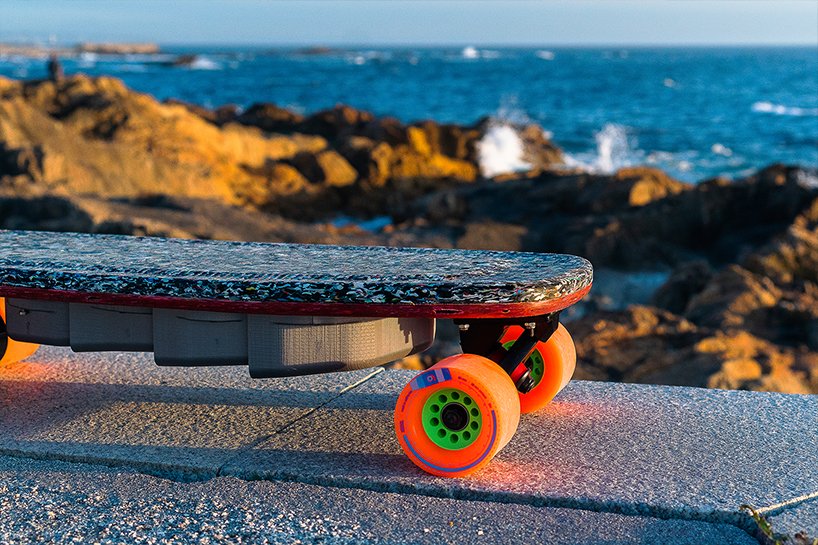 joao-leao-open-source-skateboard-electrique-plastique-recyclé-porto-portugal-22-01-2020-designboom