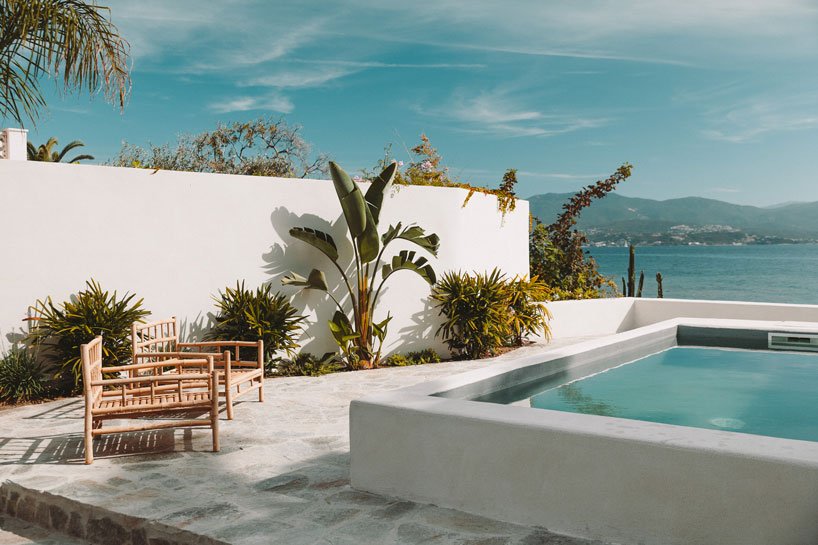 la casa santa teresa d'Amelia tavella célèbre la nature sur l'île de corisca designboom