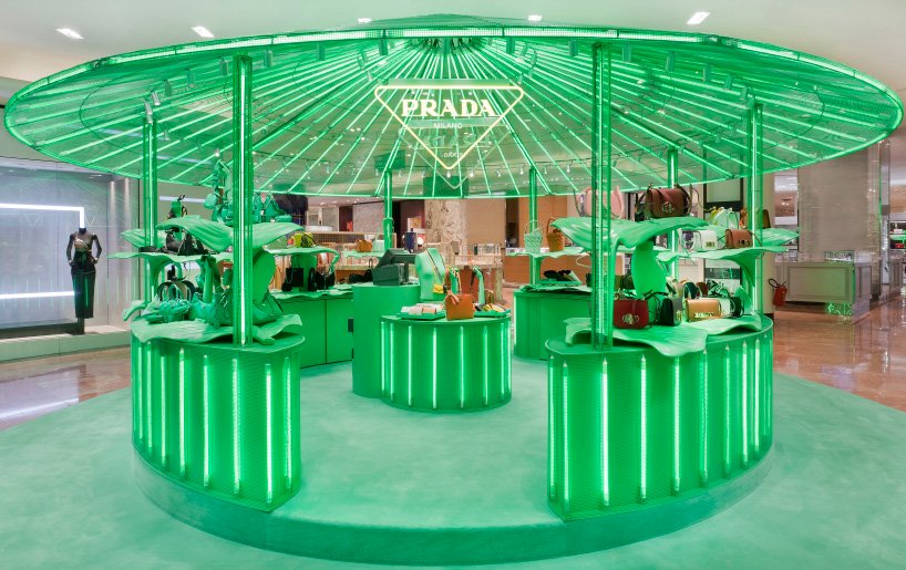 prada hyper leaves