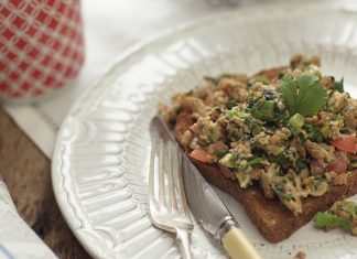 Anda di Purjee (Bhurji) Oeufs brouillés indiens Anda di Purjee (Bhurji)