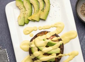 Sauce Hollandaise Vegan – Aimer Vegan Sauce hollandaise végétalienne arrosée d