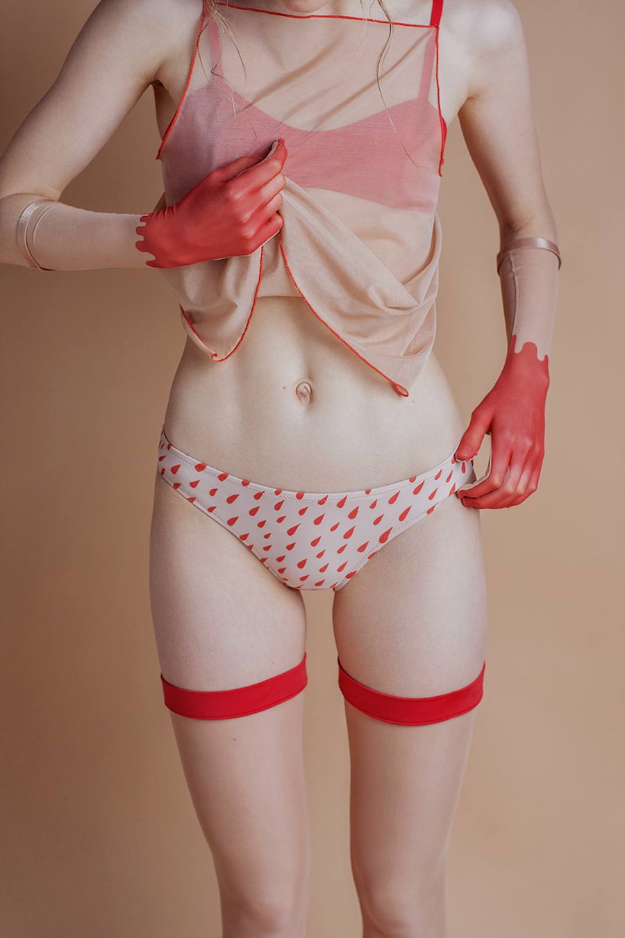 maillots de bain ludiques-par-col-ressemble-à-des-peintures-corporelles-3
