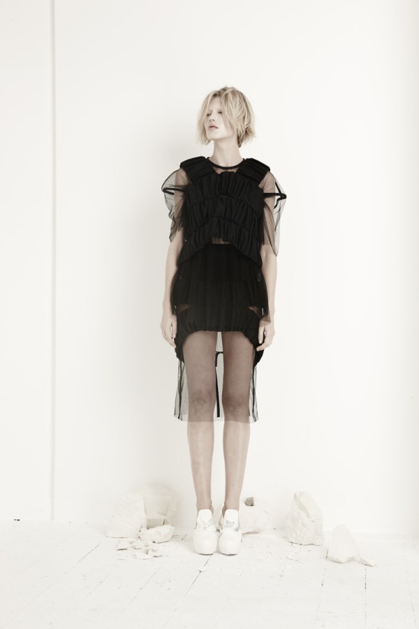 Phoebe anglais-fw-2014-12