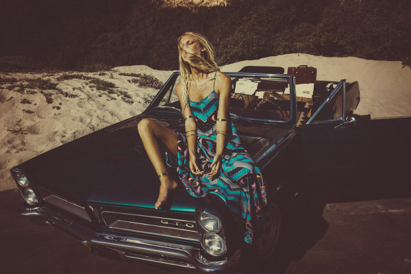 Mara-Hoffman-AW-2015-Campaign-by-Olivia Malone-1