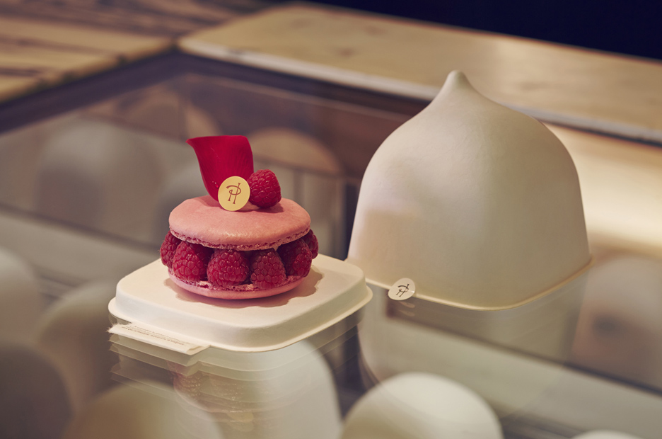 pierre-herme-pastry-packaging-6 