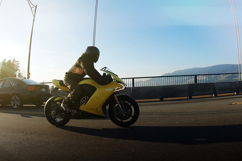 CES 2020: Damon Hypersport Superbike électrique ajoute la technologie Blackberry QNX