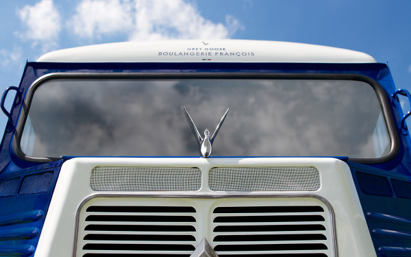 the-camionette-grey-goose-2 