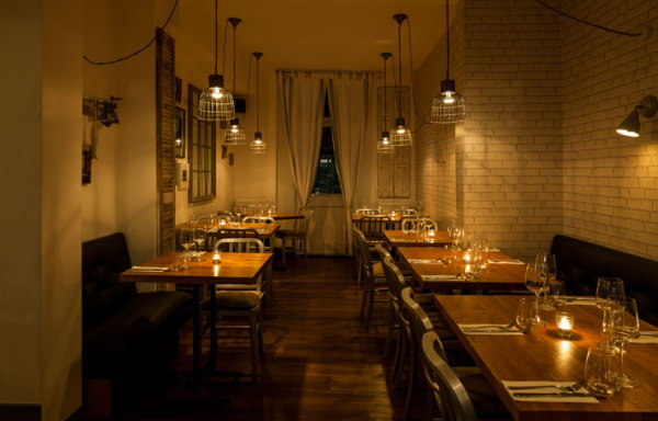 Mazi-Greek-Tavern-london-5 