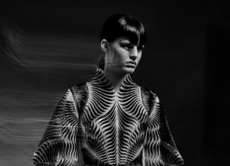Iris Van Herpen, Entre les lignes – MODE