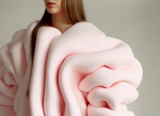 Pull en guimauve rose par Nadine Goepfert – MODE