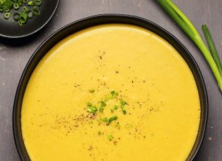 Soupe aux pois cassés végétalienne – Aimer Soupe aux pois cassés végétalienne garnie d