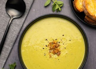 Soupe d’asperges végétaliennes – Aimer les végétaliennes Soupe d