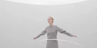 ‘Around COS’ de Lernert & Sander – MODE