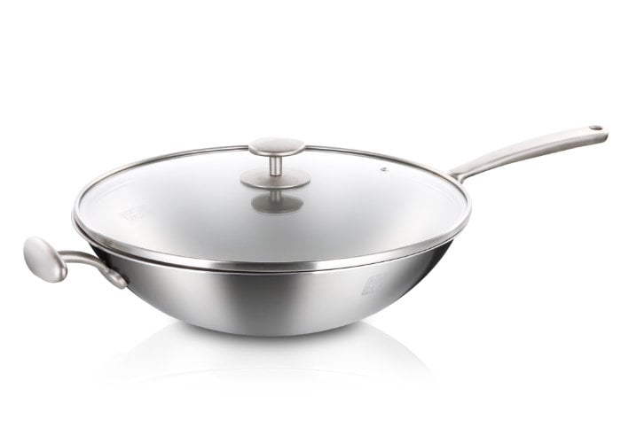 Casseroles en titane
