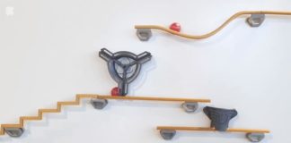 Le kit de cours en marbre bricolage est magnétique pour des arrangements sans fin de plaisir