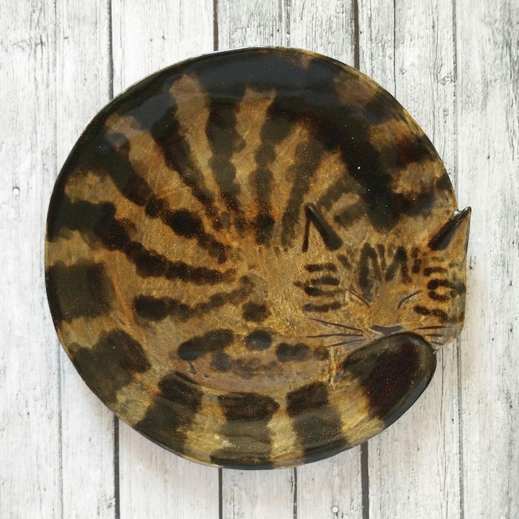 Assiettes en céramique Cat par Taniko Ga