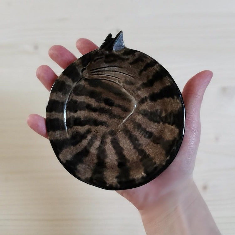 Assiettes en céramique Cat par Taniko Ga