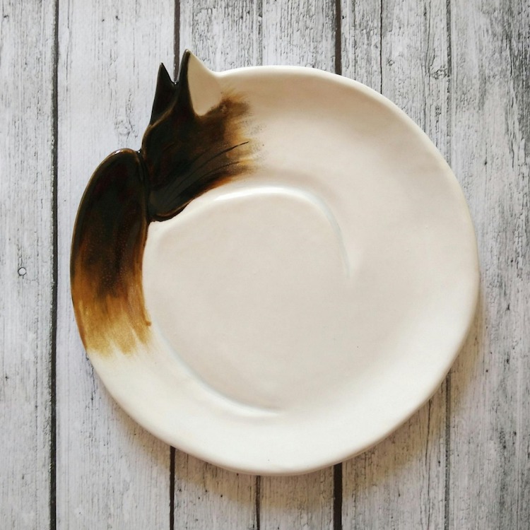 Assiettes en céramique Cat par Taniko Ga