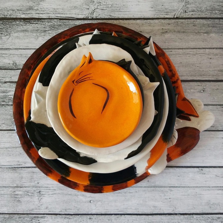 Assiettes en céramique Cat par Taniko Ga