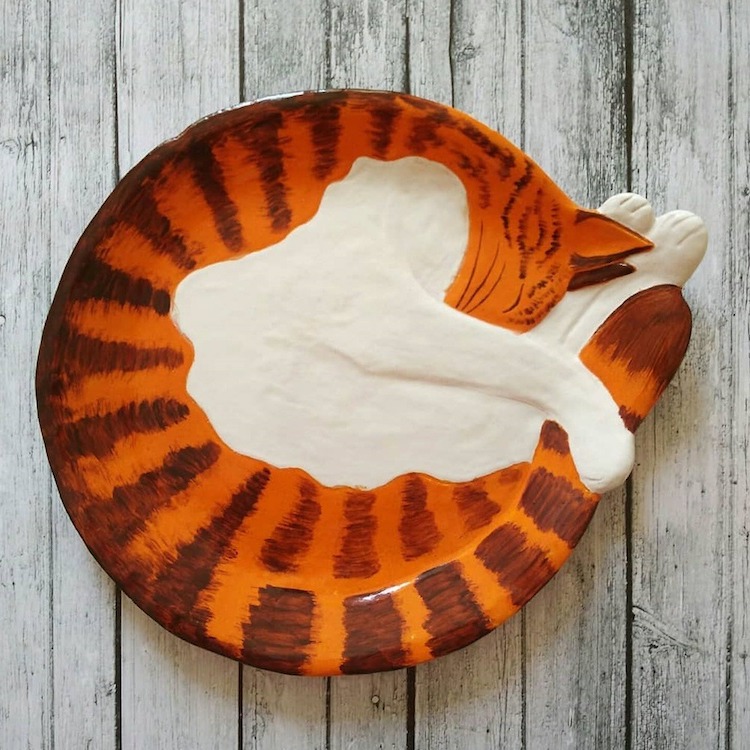 Assiettes en céramique Cat par Taniko Ga