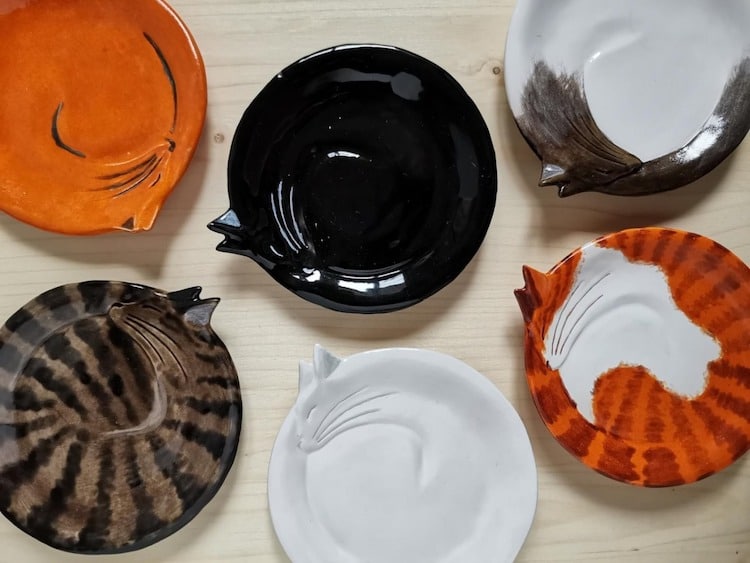 Assiettes en céramique Cat par Taniko Ga