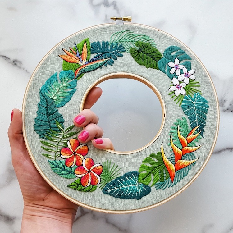 Cerceaux de couronne de broderie par Jessica Long