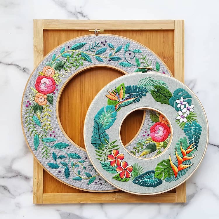 Cerceaux de couronne de broderie par Jessica Long