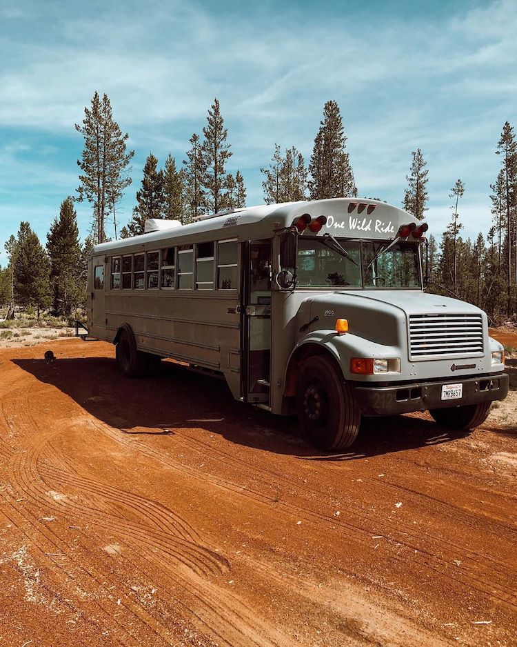 Conversion d'autobus scolaire