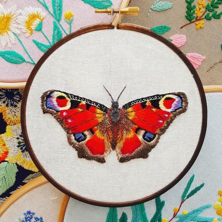 Broderie papillon par Georgie Emery