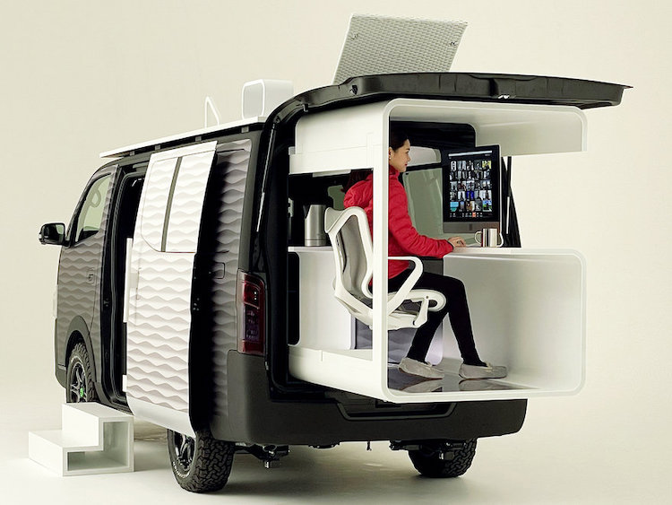 La caravane de bureau mobile de Nissan vous permet de travailler de n'importe où