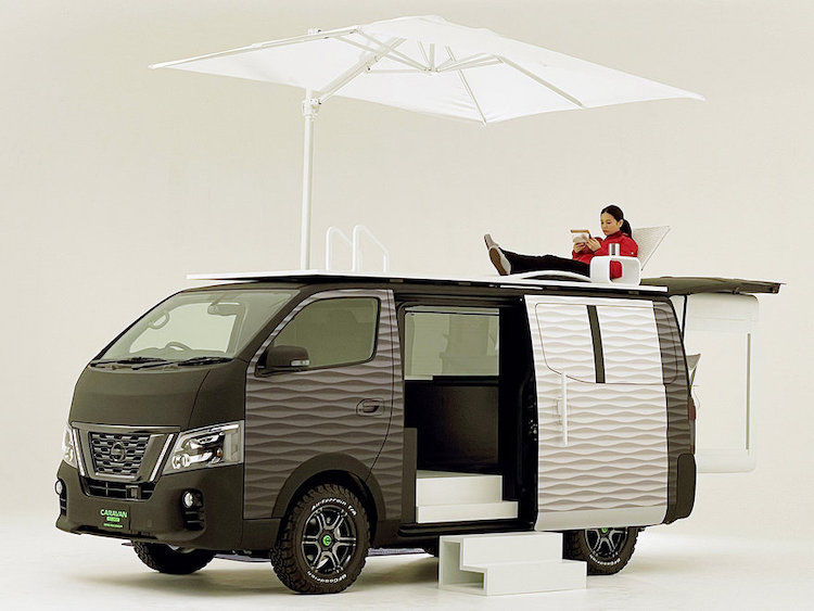 La caravane de bureau mobile de Nissan vous permet de travailler de n'importe où