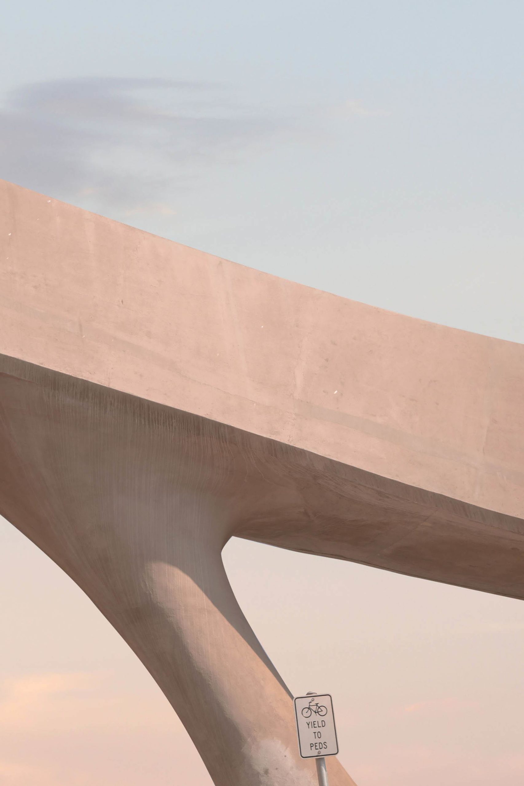 Les photographies oniriques d'Arch McLeish nous transportent dans l'intervalle