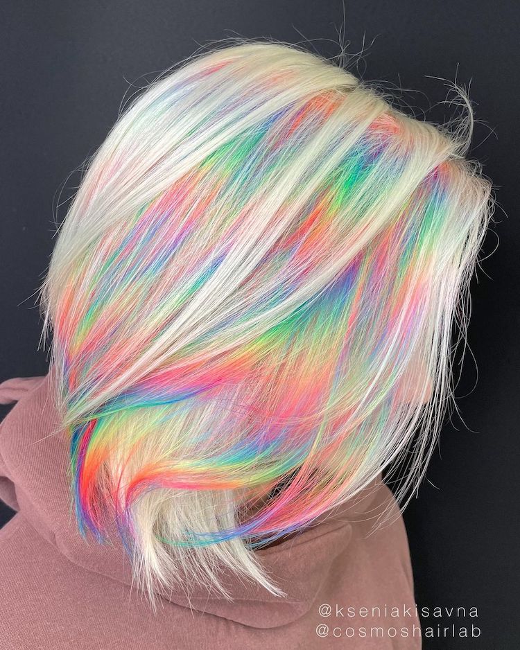 Cheveux arc-en-ciel