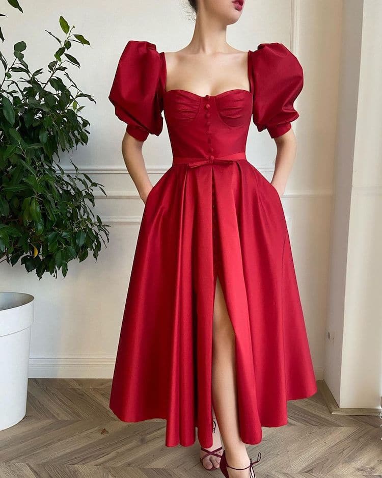 Robes féminines de Teuta Matoshi