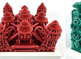 Des engrenages et des structures architecturales émergent des sculptures en papier méditatives de Michael Velliquette